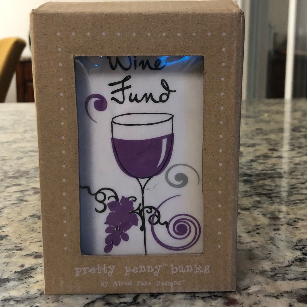 Glass Wine Fund Bank